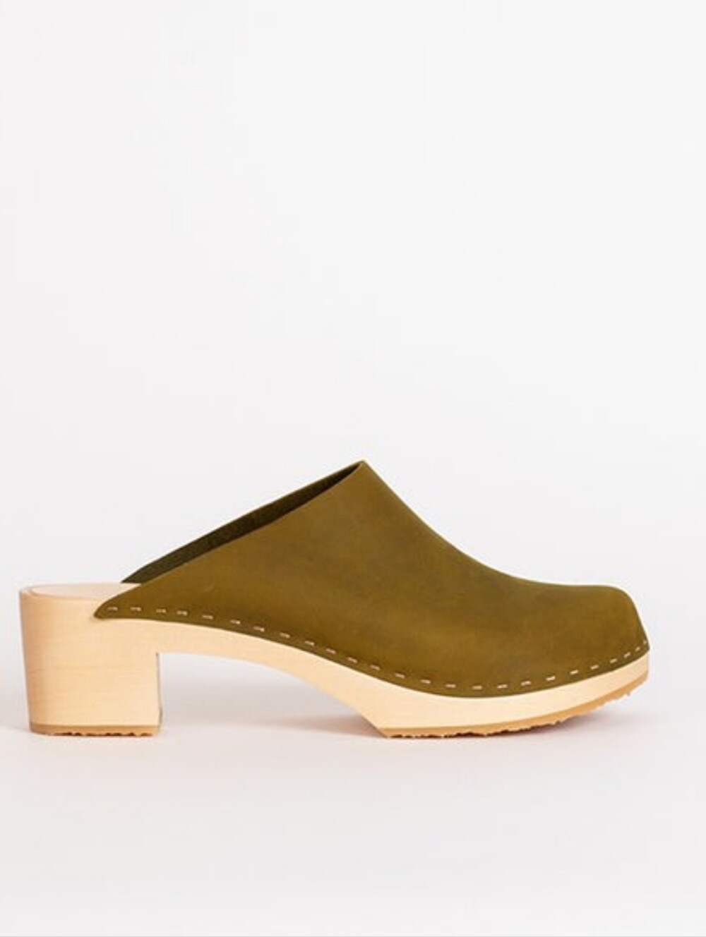 Bryr Gabe Block Heel Clog in Kelp, 37